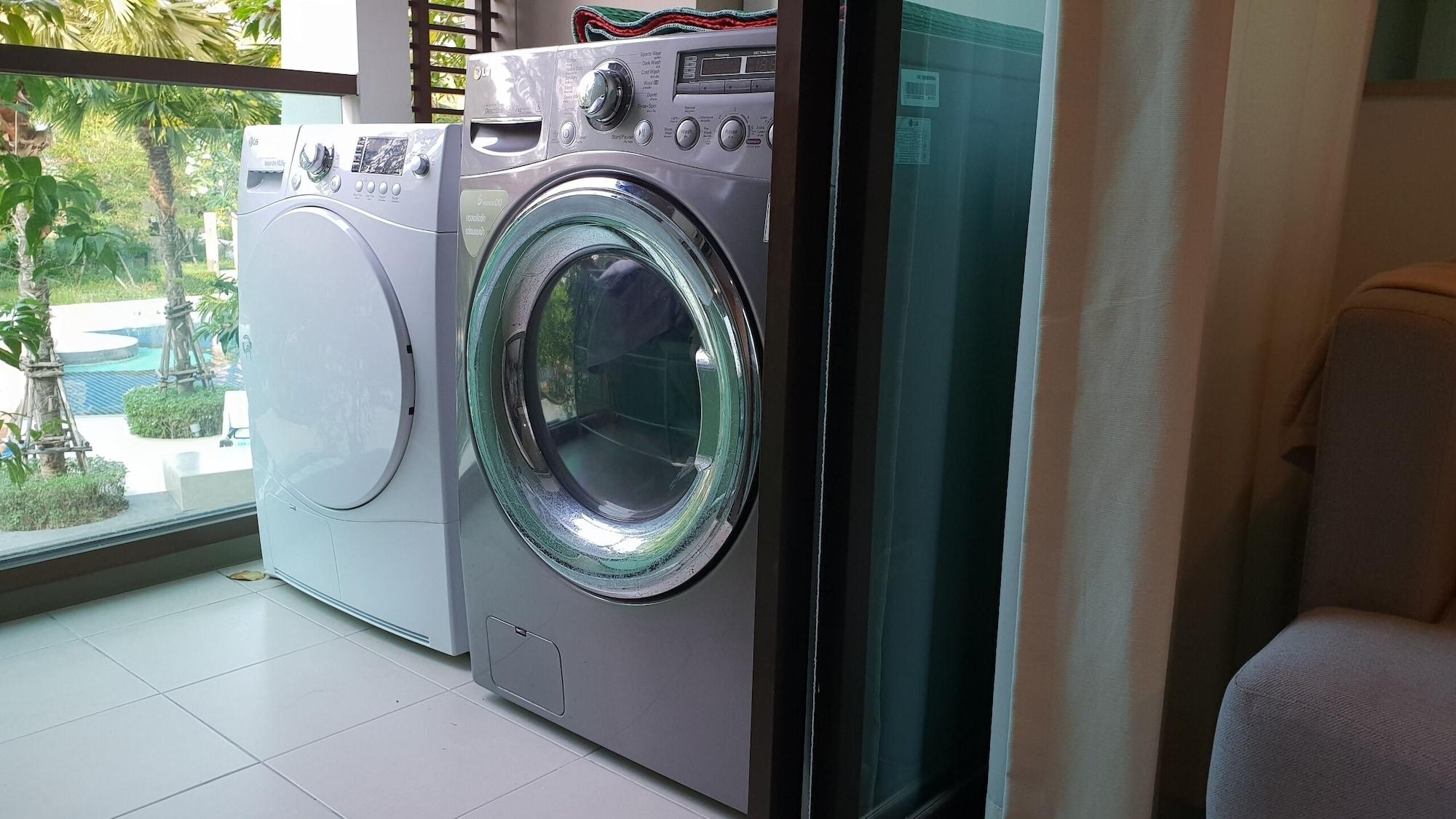 Apartment Lpn Beachfront Wifi 10 Meters To 1br ติดทะเล Cha-Am