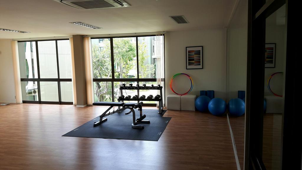 Lpn Beachfront Wifi 10 Meters To 1br ติดทะเล *