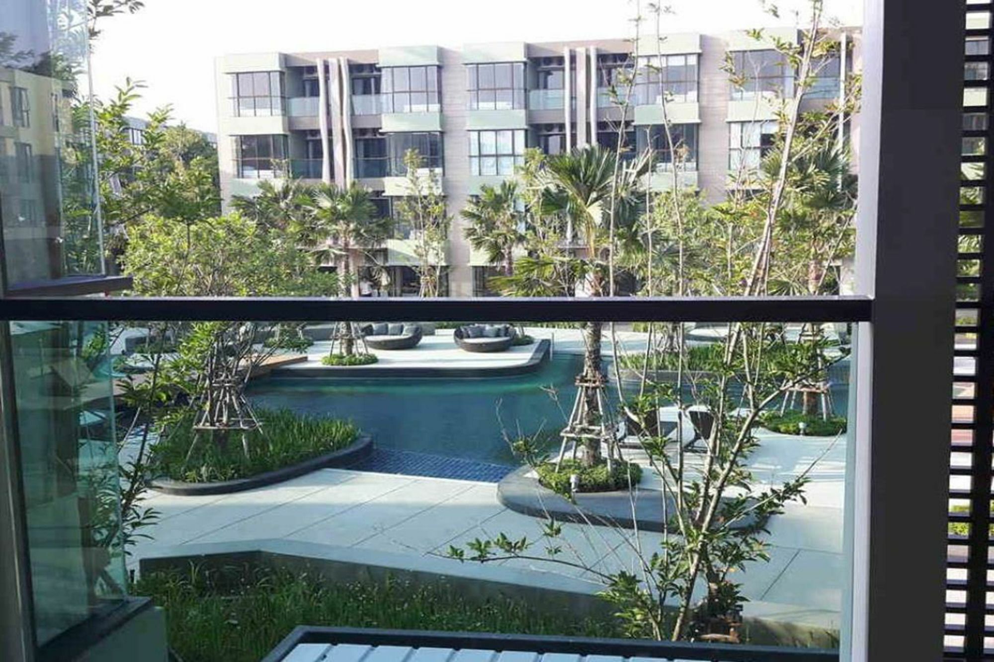 Apartment Lpn Beachfront Wifi 10 Meters To 1br ติดทะเล